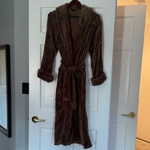 Natori Plush Brown Women's Robe